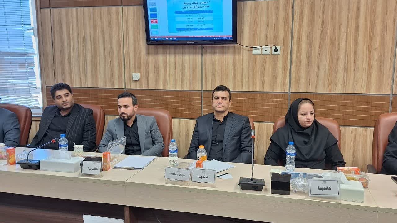 موفقیت در هیئت ورزشهای رزیمی نیازمند وحد ت و همدلی همه فعالان این عرصه است موفقیت در هیئت ورزشهای رزیمی نیازمند وحد ت و همدلی همه فعالان این عرصه است