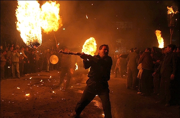 آئین‌های نمایشی محرم در آذربایجان شرقی/ از «پولکه تولاماخ» تا «شاخسی واخسی»