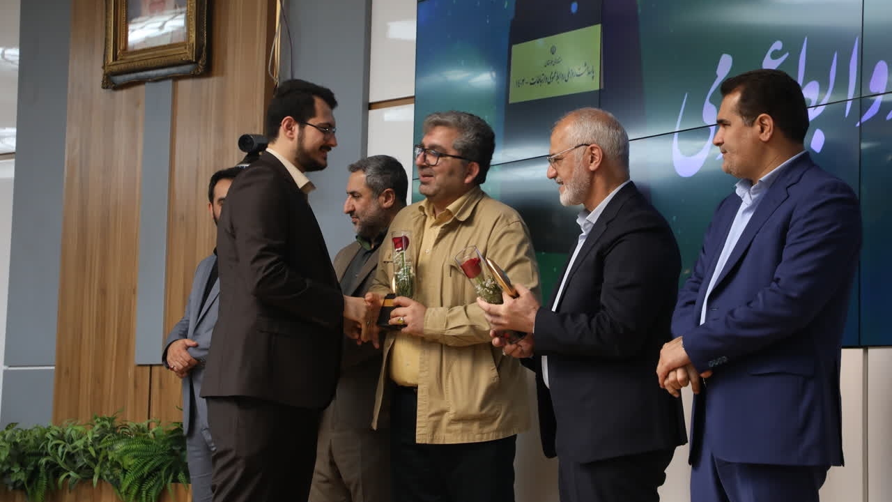 استاندار خوزستان: روابط عمومی شغلی سخت و در عین حال تاثیرگذار است