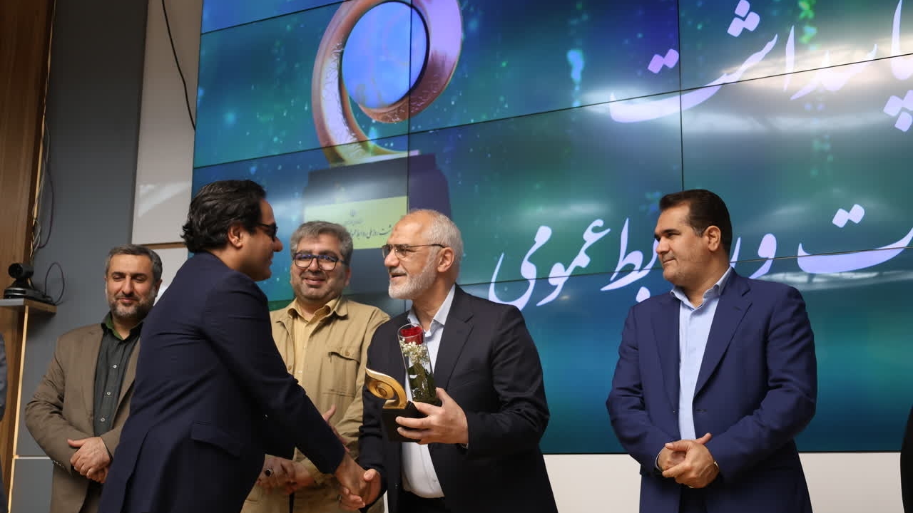 استاندار خوزستان: روابط عمومی شغلی سخت و در عین حال تاثیرگذار است