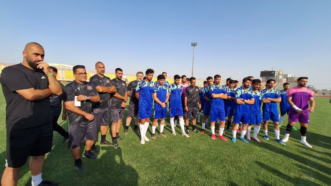 حضور وزیر ورزش در تمرینات تیم شمس آذر قزوین حضور وزیر ورزش در تمرینات تیم شمس آذر قزوین