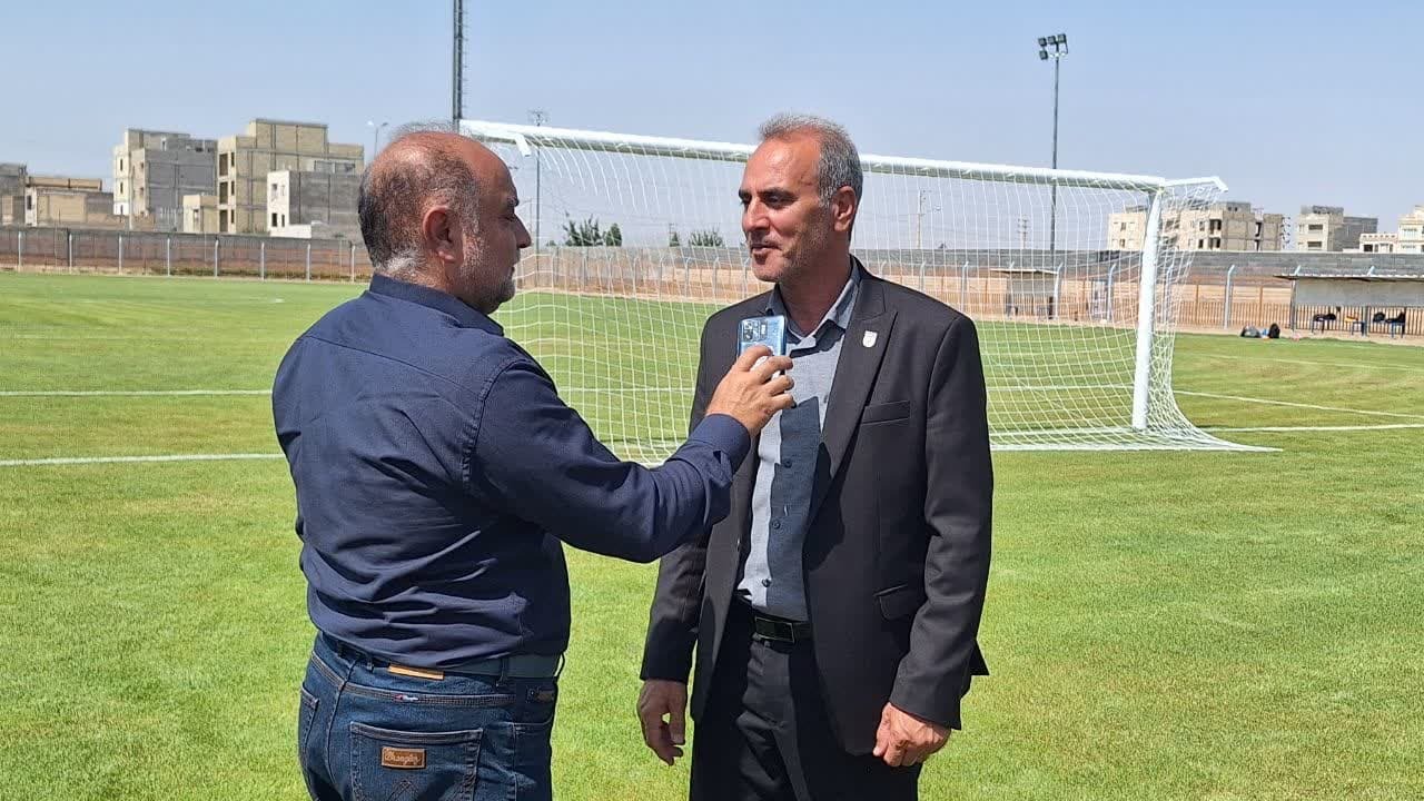 مازیار زارع می تواند موفقیتهای شمس آذر را تداوم بخشد مازیار زارع می تواند موفقیتهای شمس آذر را تداوم بخشد