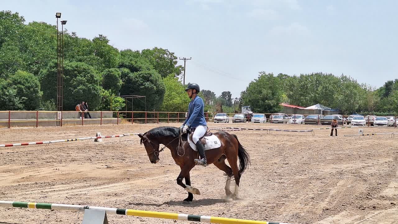 مسابقات درساژ در باشگاه سوارکاری سروش برگزار شد مسابقات درساژ در باشگاه سوارکاری سروش برگزار شد