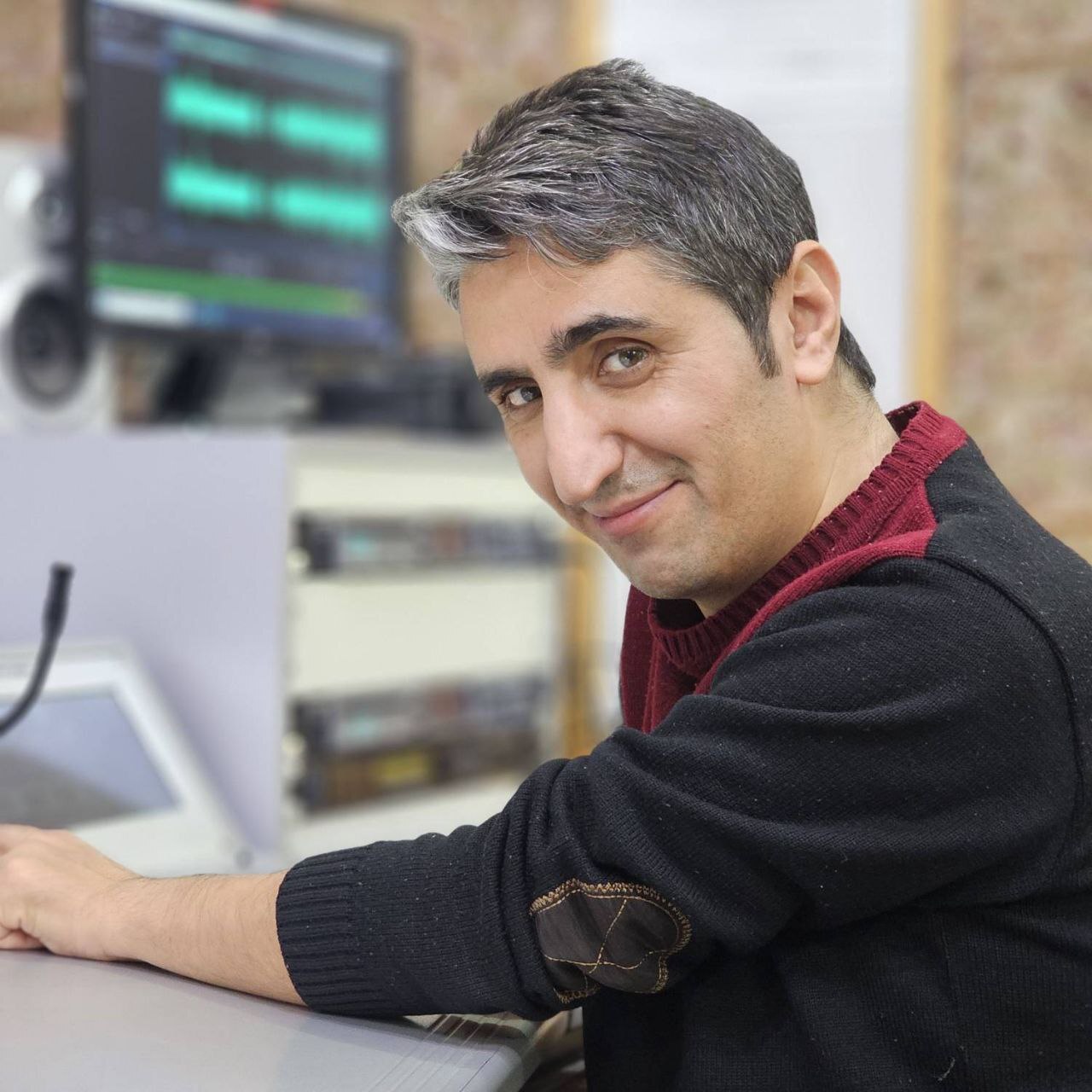 بازخوانی قانون اساسی از امواج رادیو ورزش