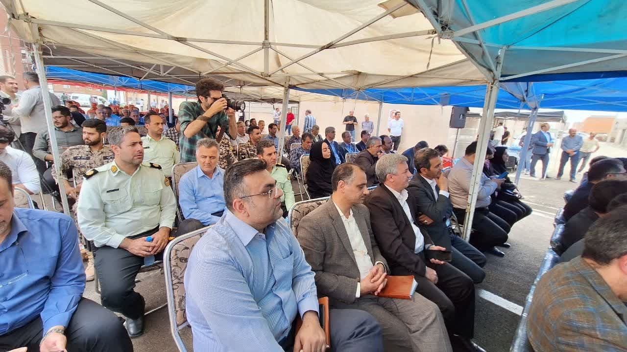 جانشین شایسته ای برای رئیس جمهور شهید انتخاب کنیم