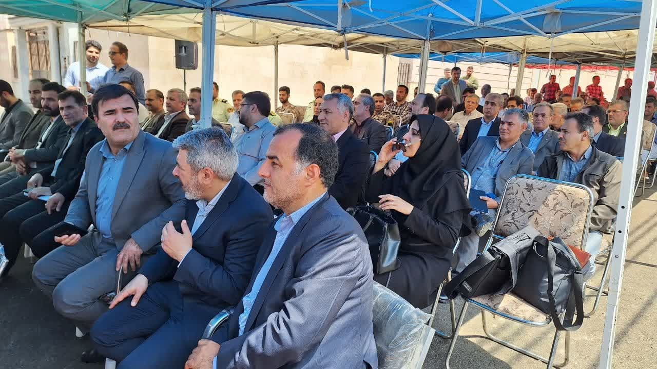 جانشین شایسته ای برای رئیس جمهور شهید انتخاب کنیم