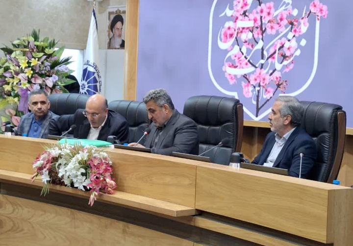 بیش از ۱۵۳ هزار نفر در صنایع استان قزوین مشغول کار هستند