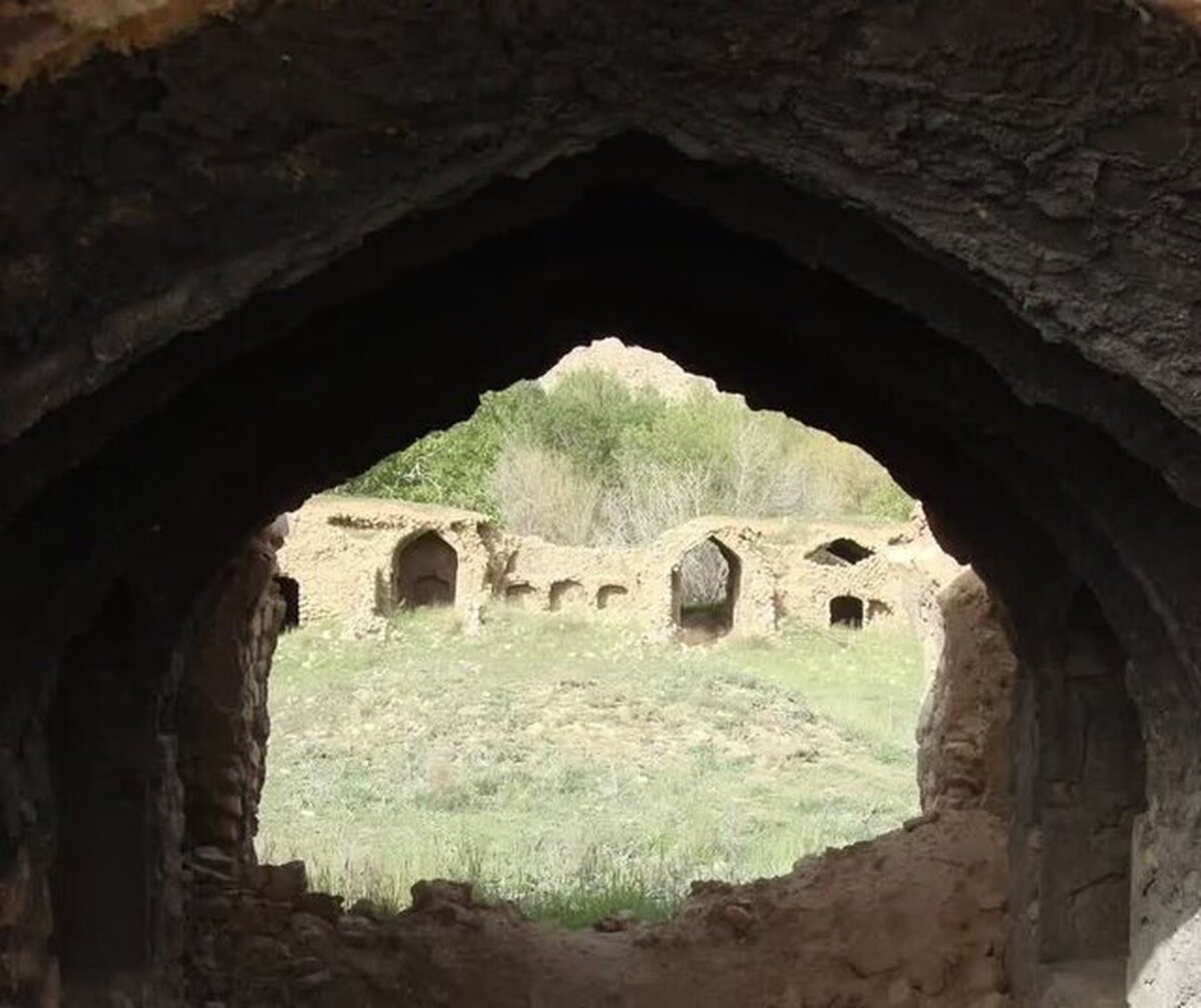 ثابت اقلیدی: سند مالکیت کاروانسرای دوکوهک در شیراز به نام میراث فرهنگی فارس صادرشد