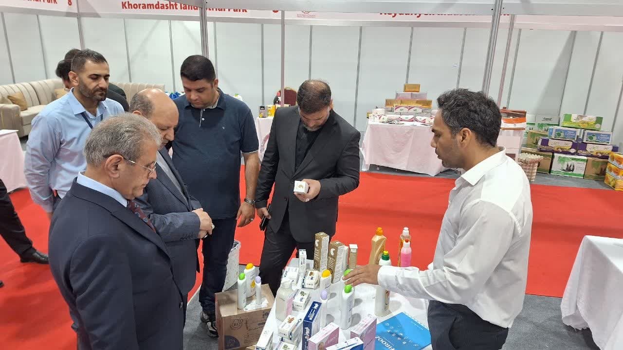بازدید سرکنسول ایران در اقلیم کردستان از نمایشگاه قزوین بازدید سرکنسول ایران در اقلیم کردستان از نمایشگاه قزوین