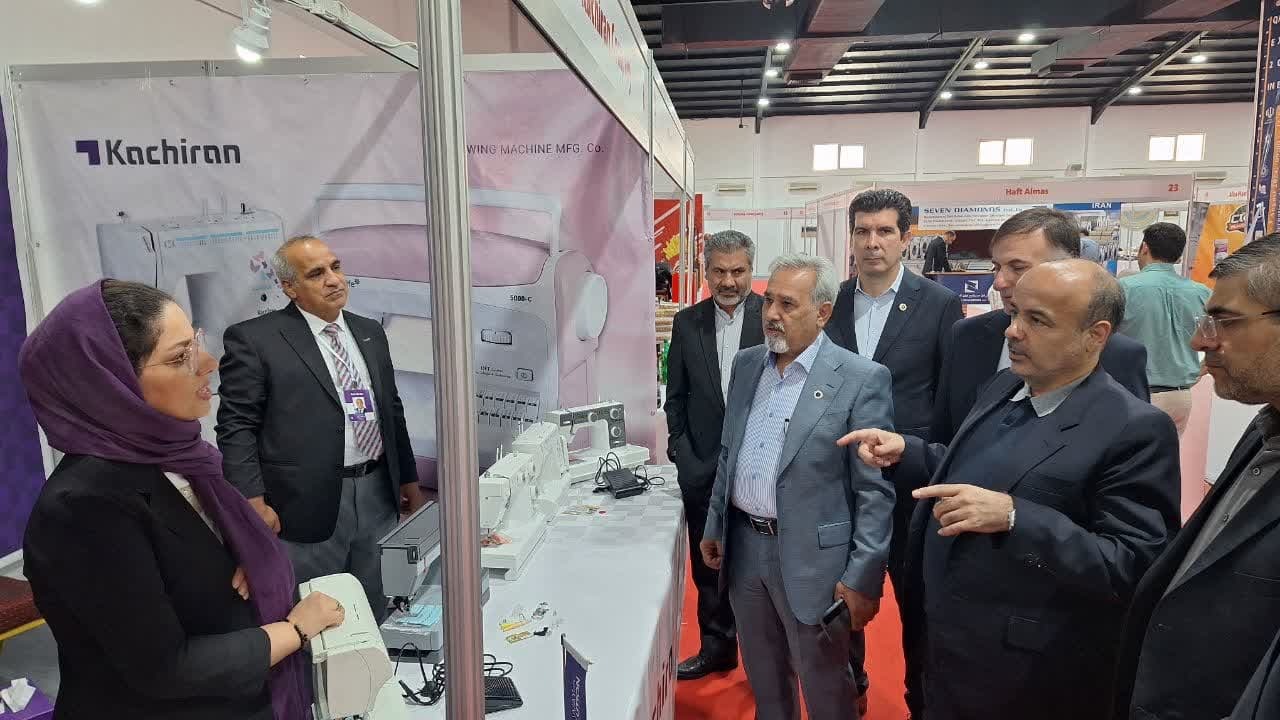 معاون اقتصادی استاندار قزوین از نمایشگاه اربیل بازدید کرد معاون اقتصادی استاندار قزوین از نمایشگاه اربیل بازدید کرد