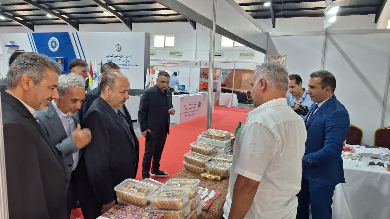 معاون اقتصادی استاندار قزوین از نمایشگاه اربیل بازدید کرد معاون اقتصادی استاندار قزوین از نمایشگاه اربیل بازدید کرد