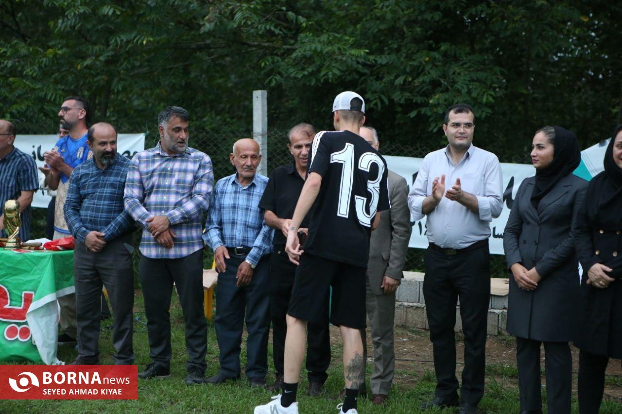 برگزاری سومین دوره فوتبال جام شهدای بازکیاگوراب برگزاری سومین دوره فوتبال جام شهدای بازکیاگوراب