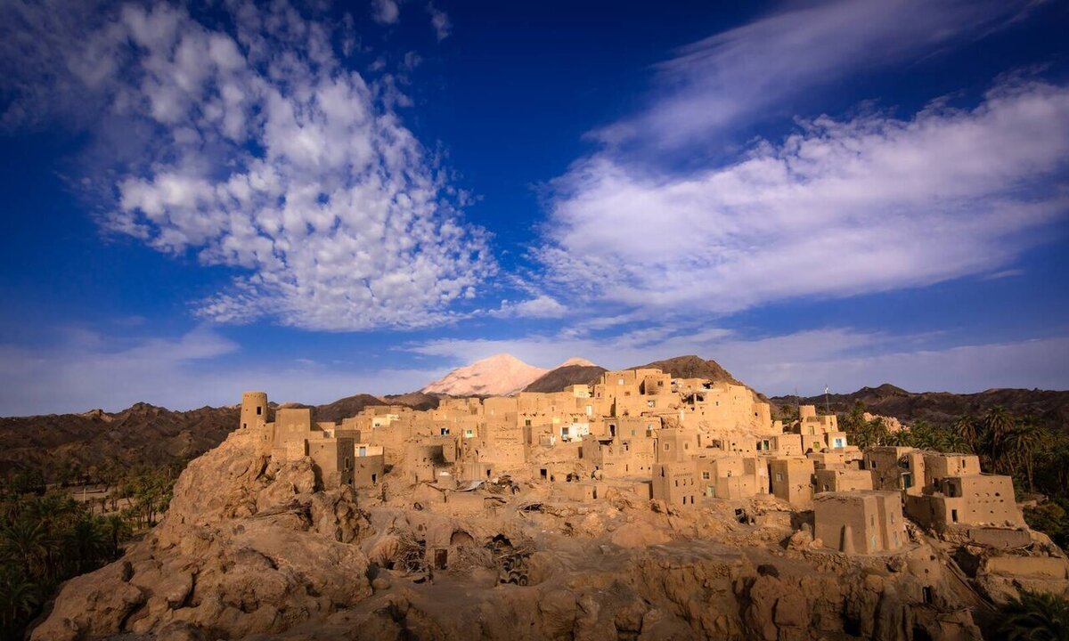 نایبند یک روستای پلکانی در دل کویر + تصاویر