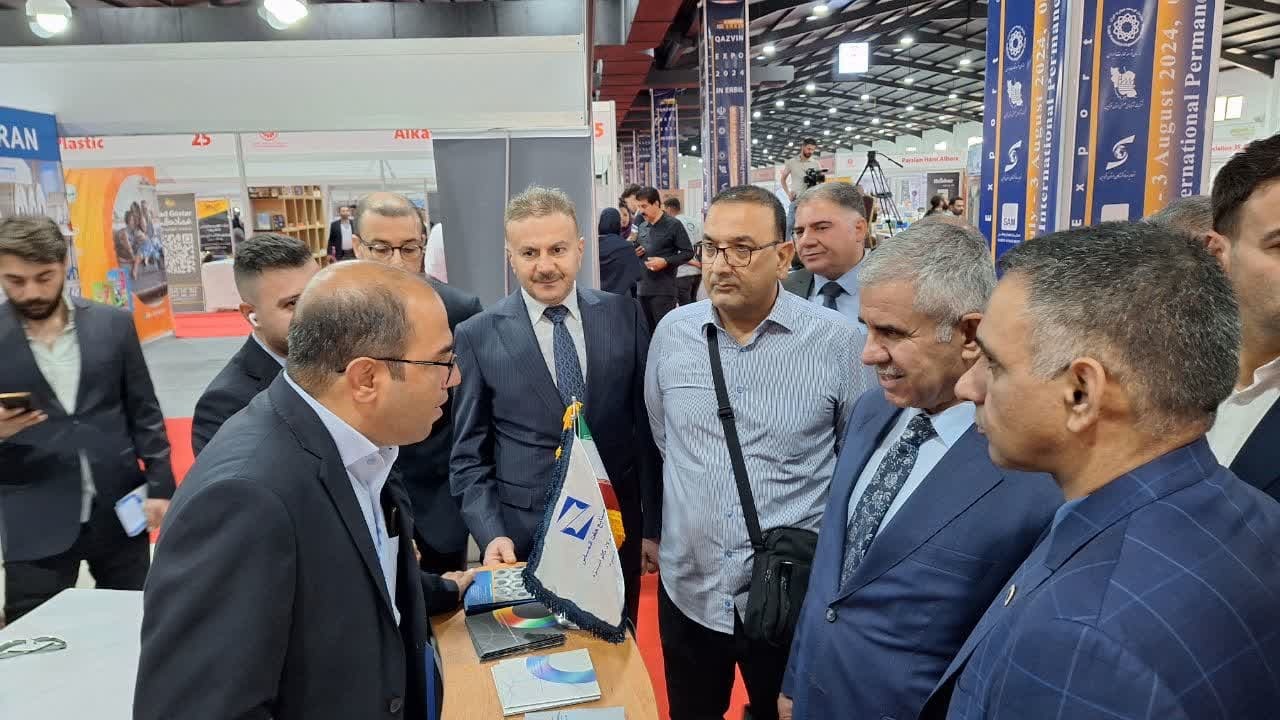 50 درصد هزینه واحدهای تولیدی شرکت کننده در نمایشگاههای خارجی را تامین می کنیم