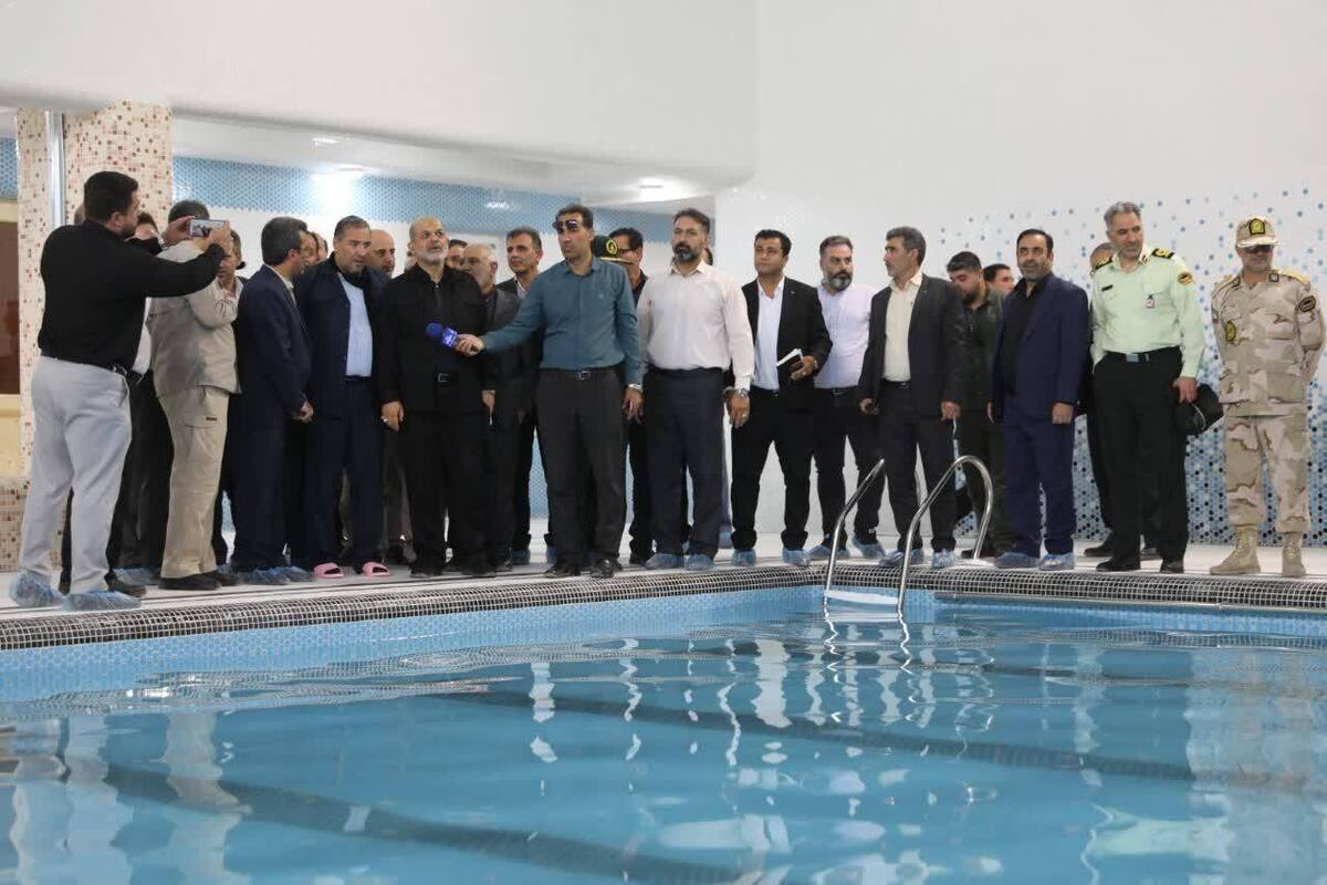 استخر شنای دانش‌آموزی شهید جمهور شهر مهران افتتاح شد