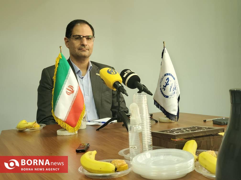 قدم جهادی از دفاع تا فناوری/ از خط تولید کاتیوشا تا خودروی