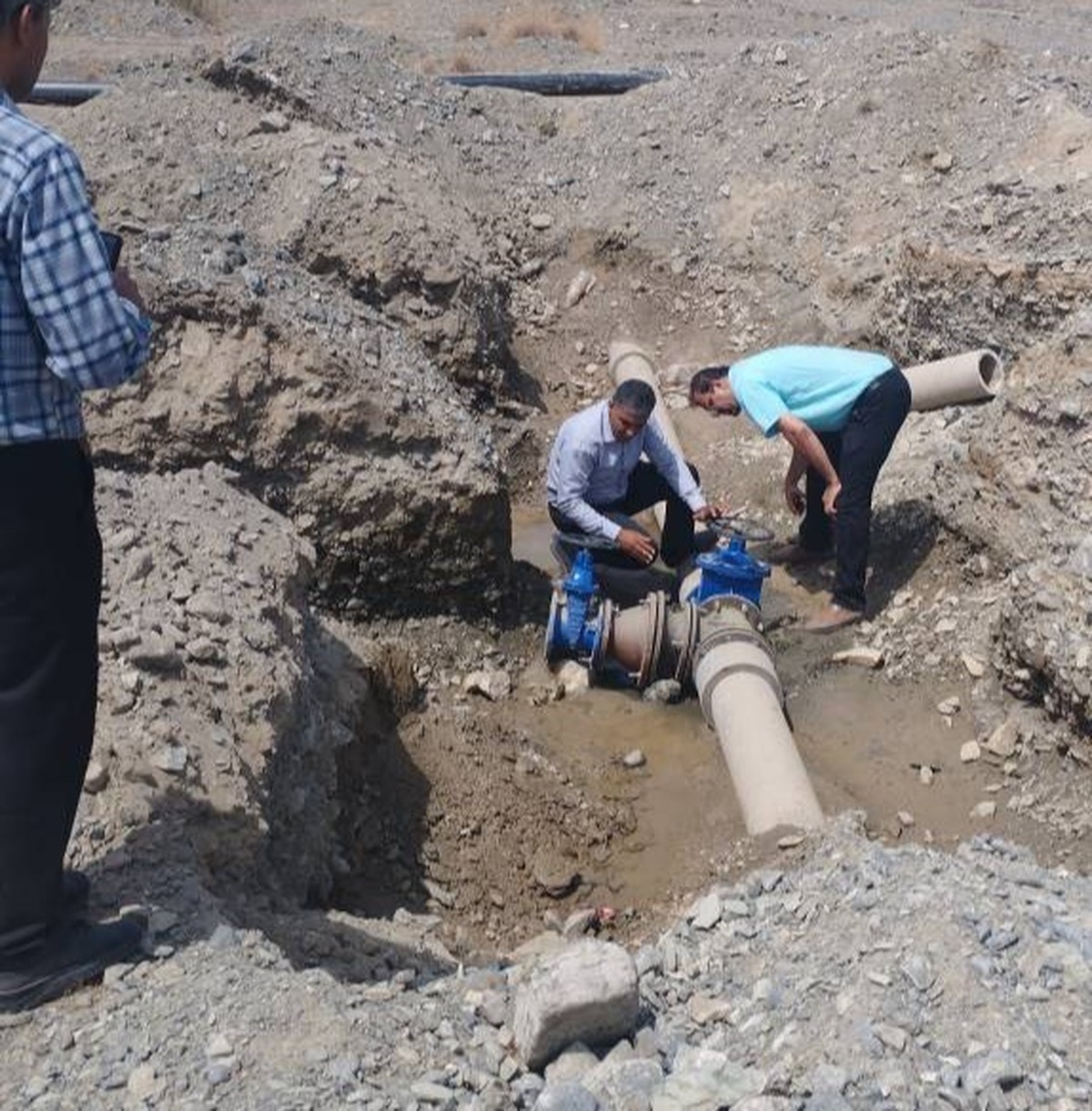 بهره‌مندی ۳ روستای منوجان از نعمت آب شرب