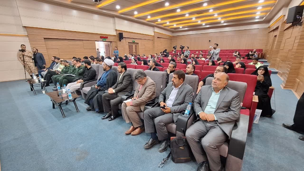 رسانه ها با تصویرسازی و جهت دهی درست بایستی در مسیرگره گشایی از مشکلات مردم حرکت کنند