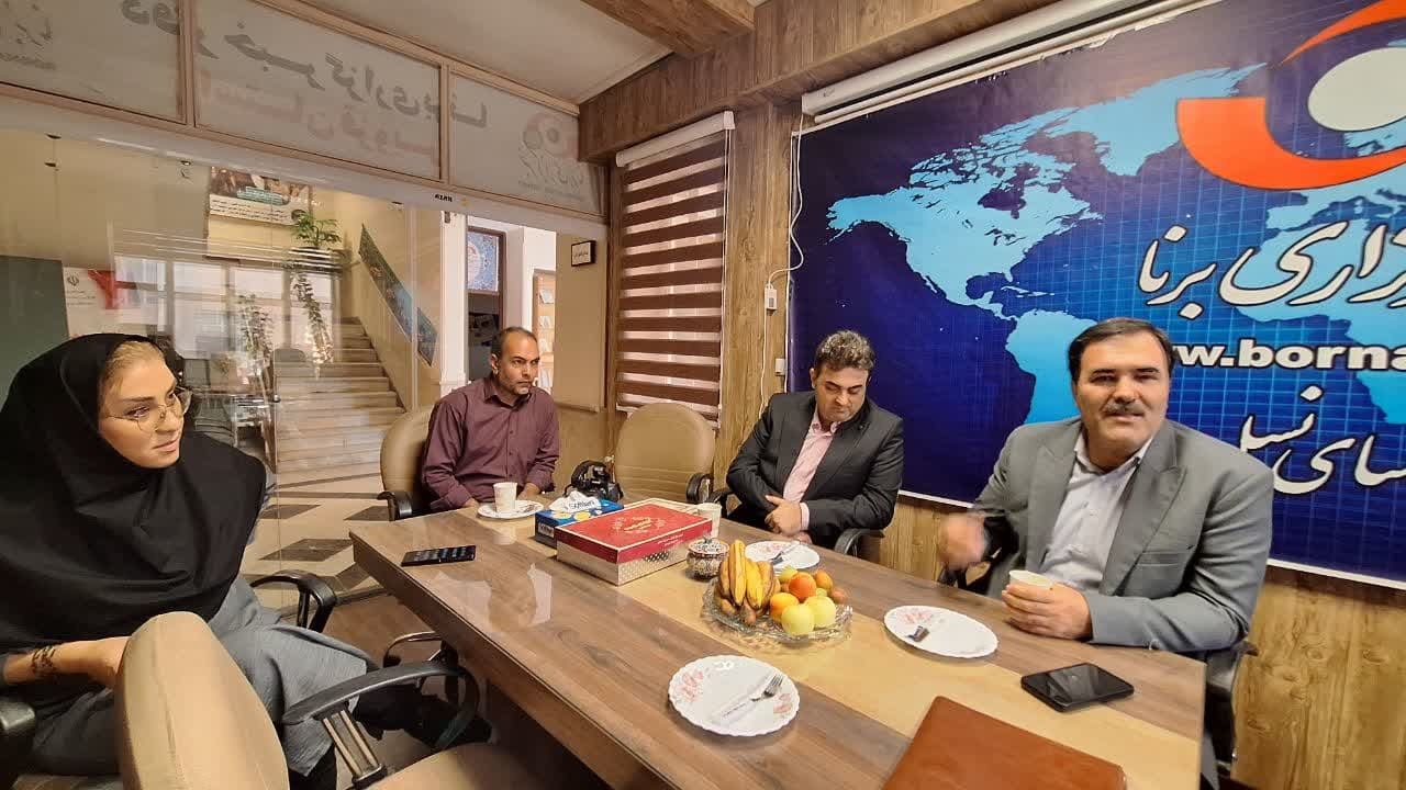 خبرگزاری برنا رسانه ای حرفه ای و بسیار پر انرژی و فعال است