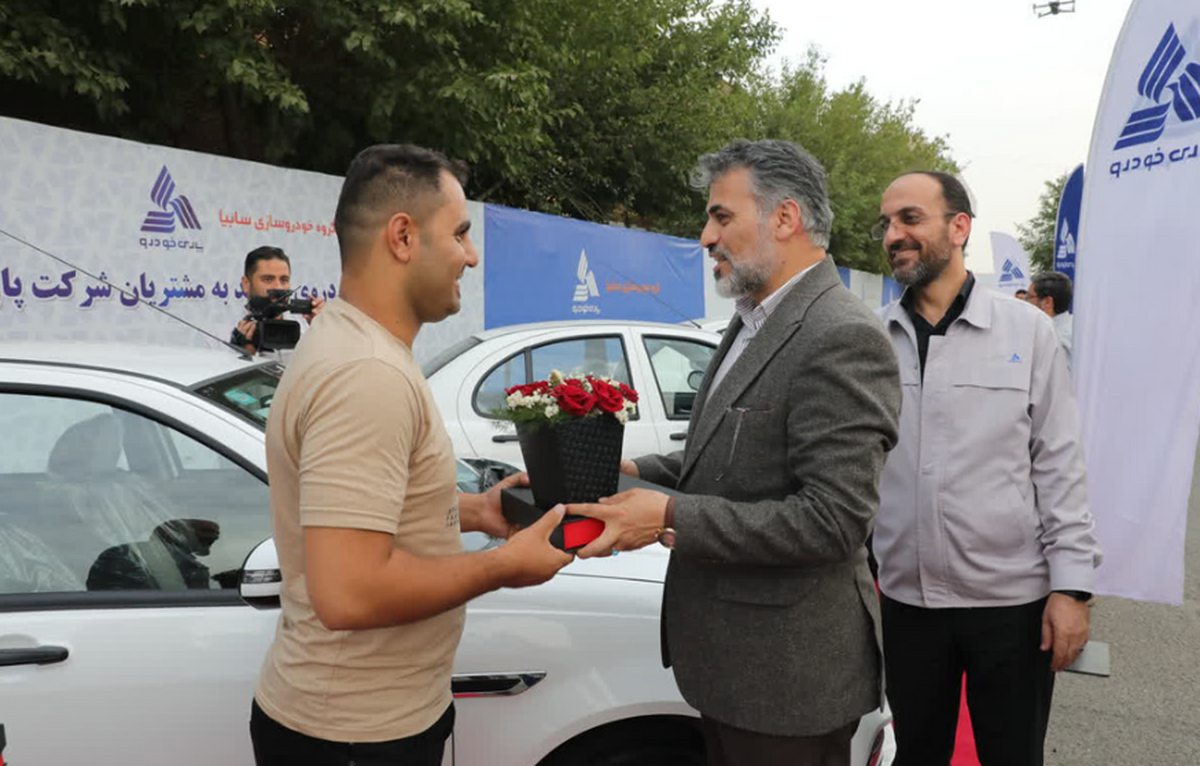 اولین سری از محصول جدید پارس خودرو در موعد مقرر تحویل مشتریان شد