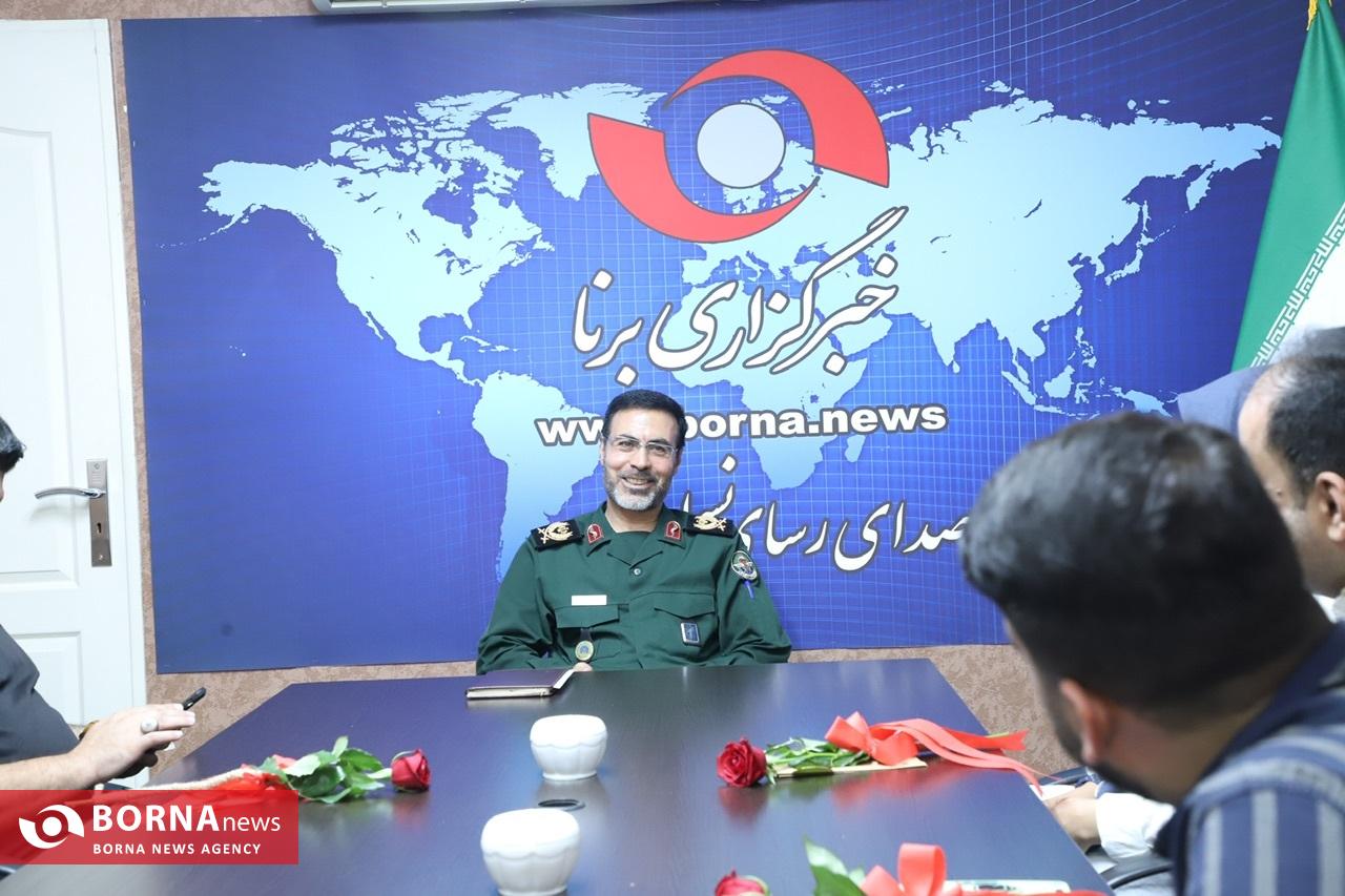 بازدید سخنگوی قرارگاه مرکزی مهارت آموزی کارکنان وظیفه نیروهای مسلح از خبرگزاری برنا بازدید سخنگوی قرارگاه مرکزی مهارت آموزی کارکنان وظیفه نیروهای مسلح از خبرگزاری برنا