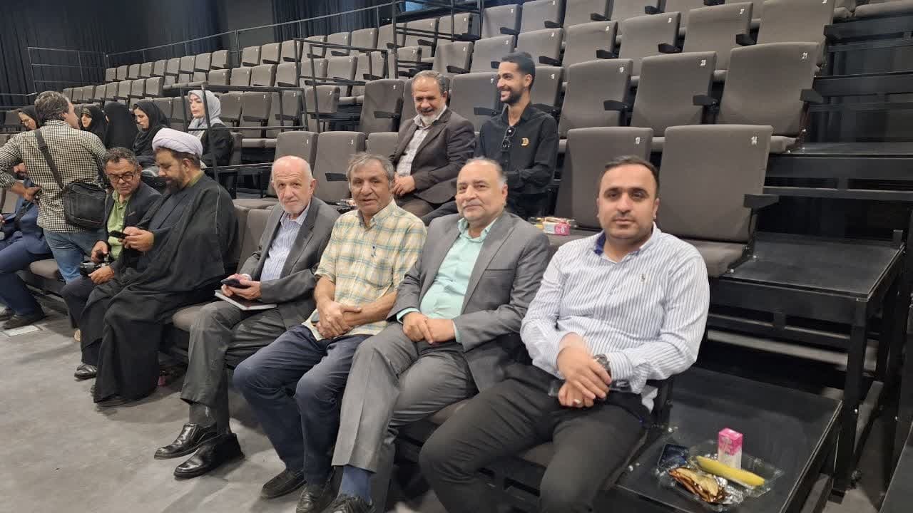 روز پرچالش برای شهردار و شورای شهر قزوین/ انتقاد خبرنگاران از مدیریت شهری