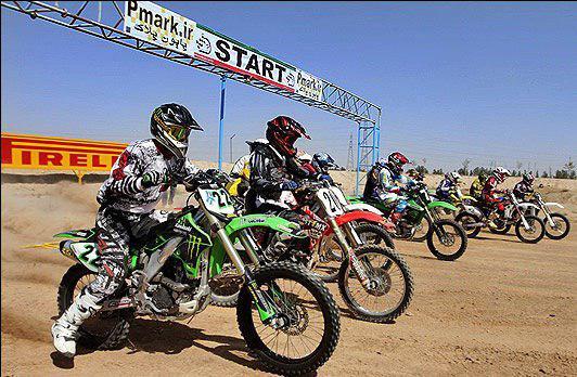 7 هزار ورزشکار بیمه شده در رشته اتومبیلرانی و موتورسواری فعالیت می کنند 7 هزار ورزشکار بیمه شده در رشته اتومبیلرانی و موتورسواری فعالیت می کنند