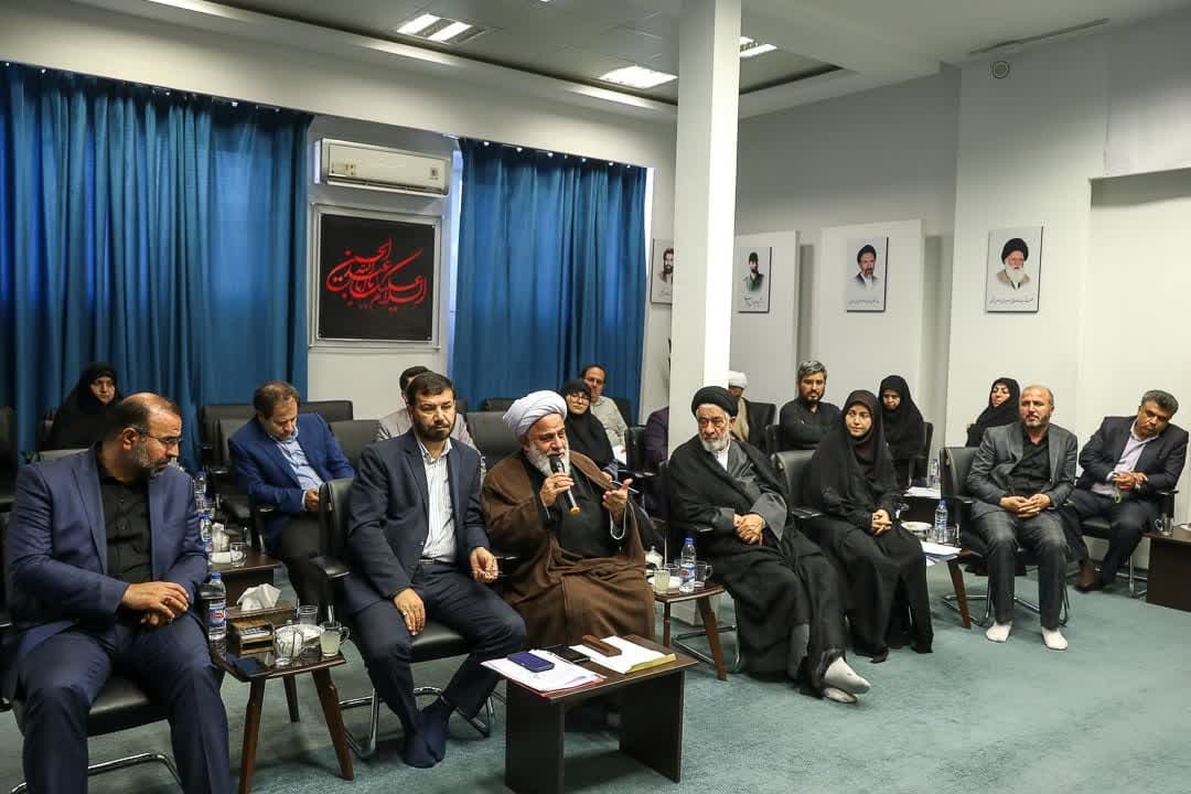 سرمایه گذاری برای احیای کتابخانه های مساجد در ارتقای فرهنگ مطالعه موثر است