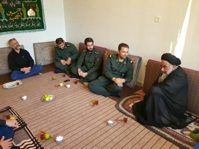 حجت الاسلام حسینی/ عالم روحانی از جنس مردم