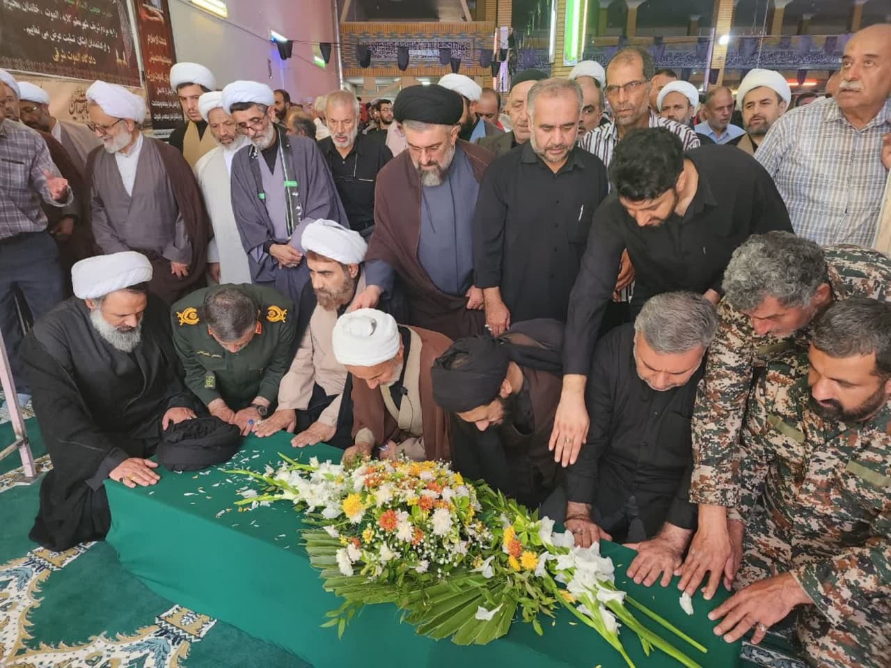 امام جمعه الموت از روحانیون مردمی، محبوب و مومن انقلاب بود