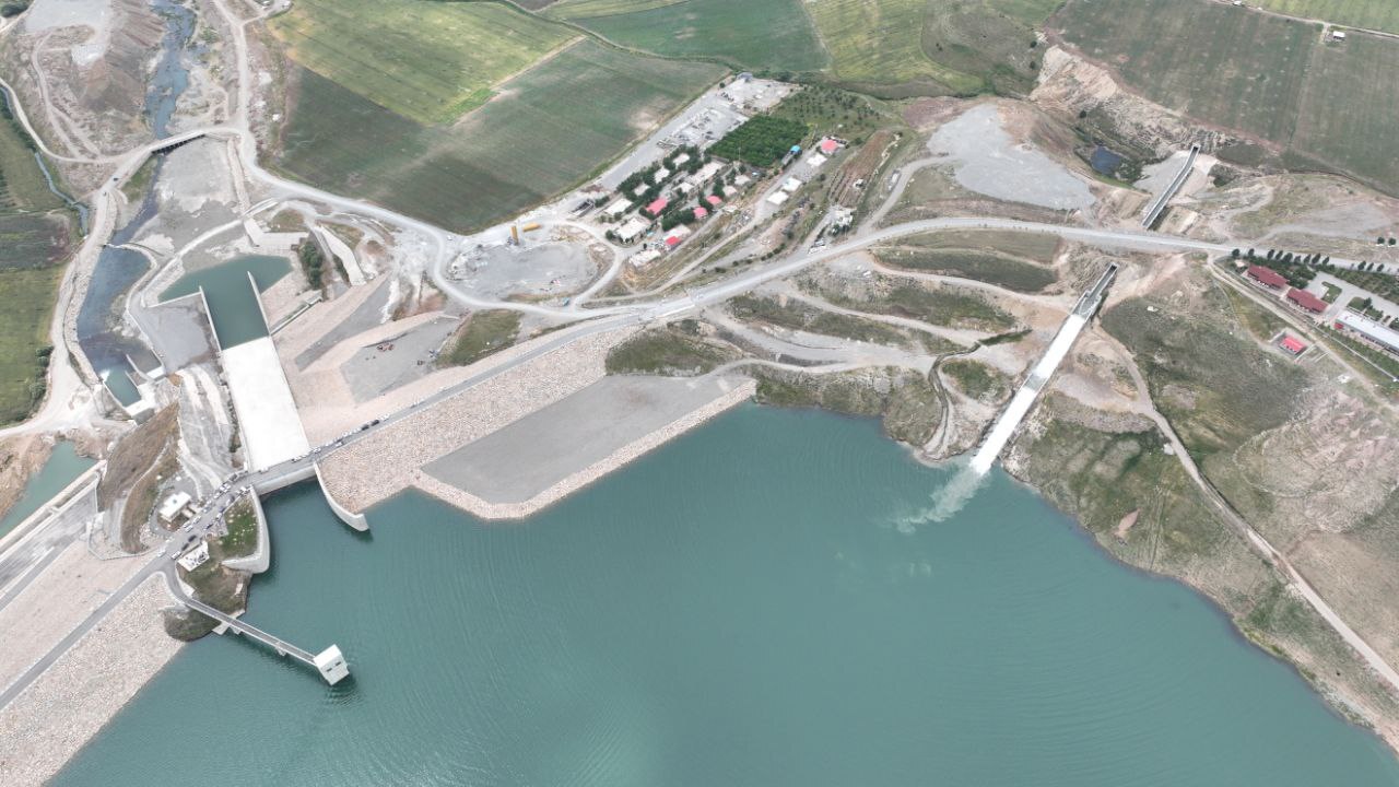 انتقال سالانه ۴۸۰ میلیون متر مکعب آب به دریاچه ارومیه با پروژههای کانیسیب و بادینآباد انتقال سالانه ۴۸۰ میلیون متر مکعب آب به دریاچه ارومیه با پروژههای کانیسیب و بادینآباد