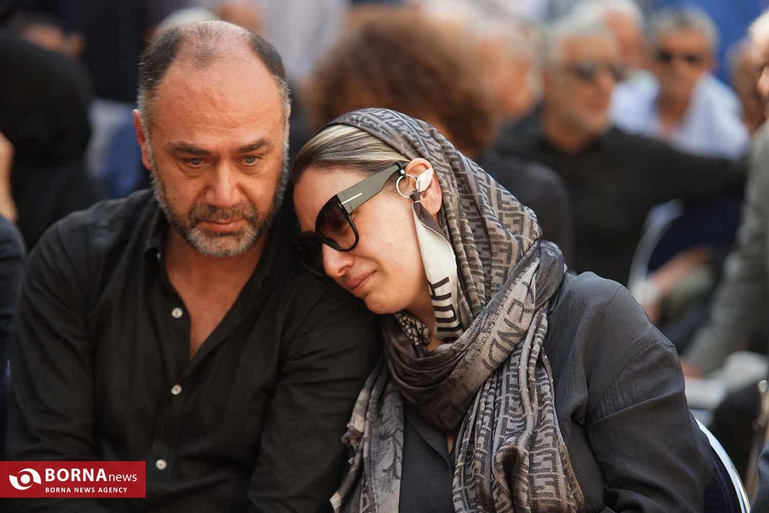 مراسم تشییع پیکر «سعید راد»/ ستارهای که عشقش دوربین و نفسش پرسپولیس بود مراسم تشییع پیکر «سعید راد»/ ستارهای که عشقش دوربین و نفسش پرسپولیس بود