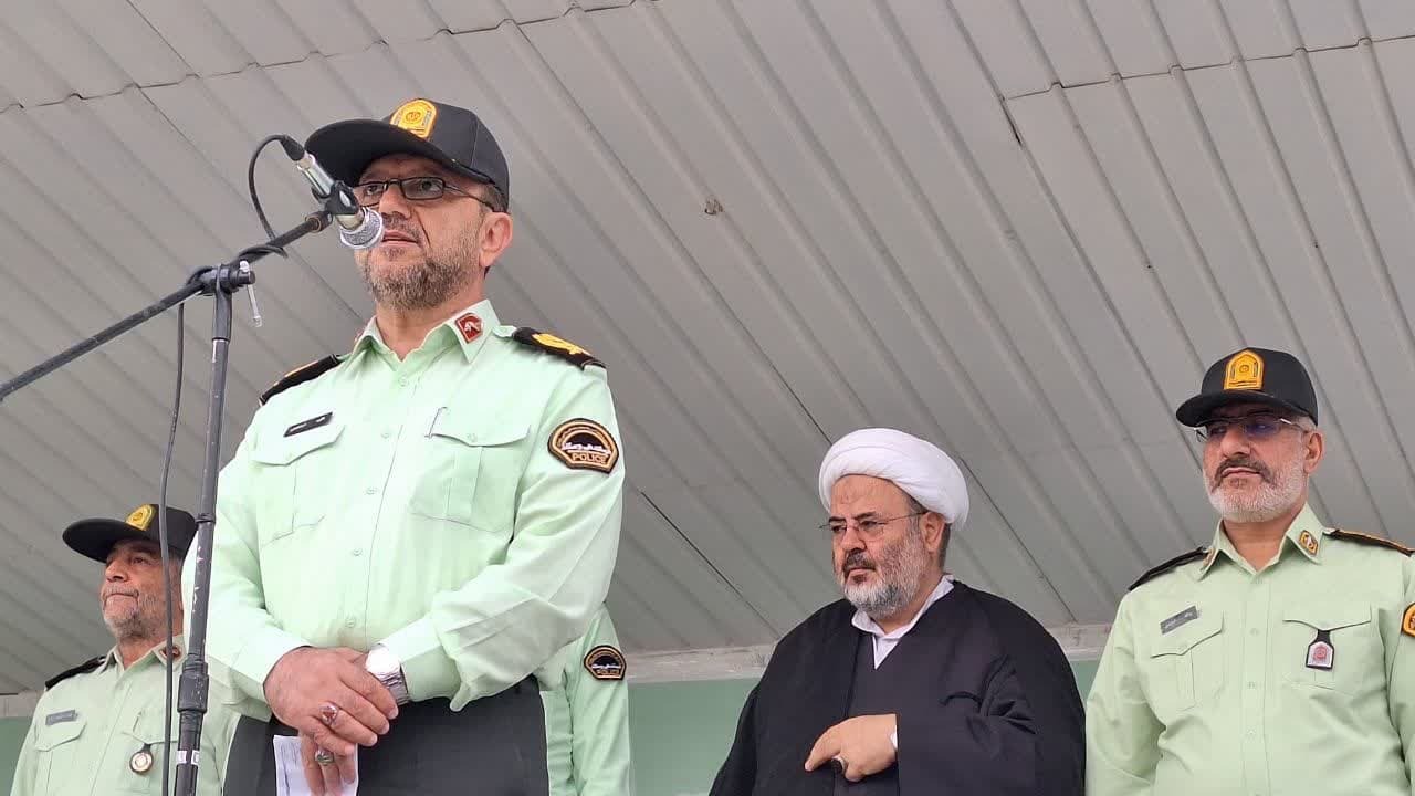 جانشین فرمانده انتظامی کشور در مراسم صبحگاه ناجا شرکت کرد