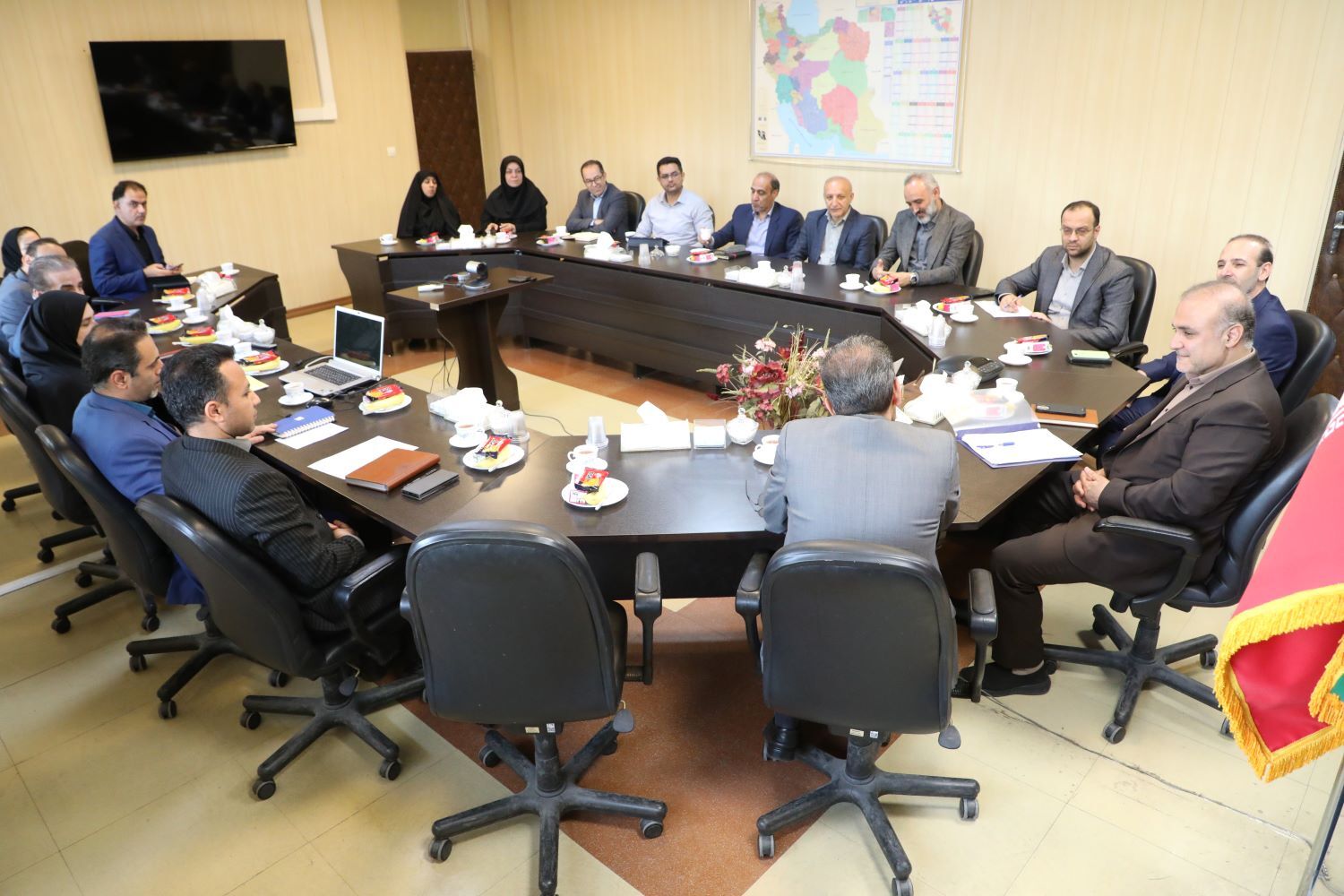 استفاده از شرکت های دانش بنیان در اصلاح ناترازی مصرف آب و برق ضروری است