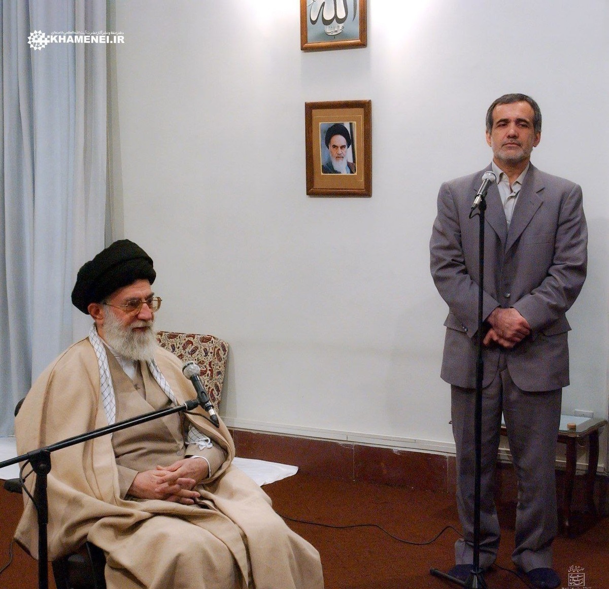 ماجرای تصویر اهدایی KHAMENEI.IR به پزشکیان چه بود؟