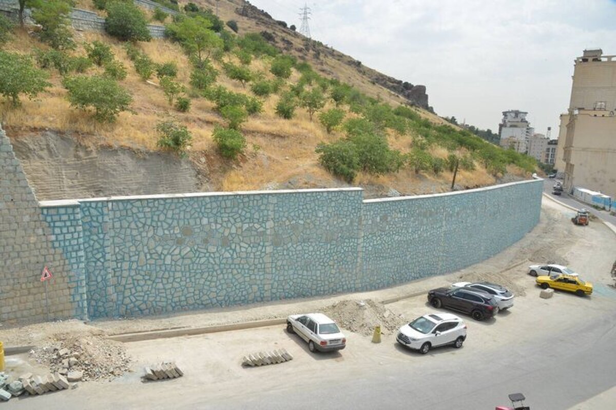 پایدارسازی دیواره خاکی بوکان محله گلابدره در ۵ ماه