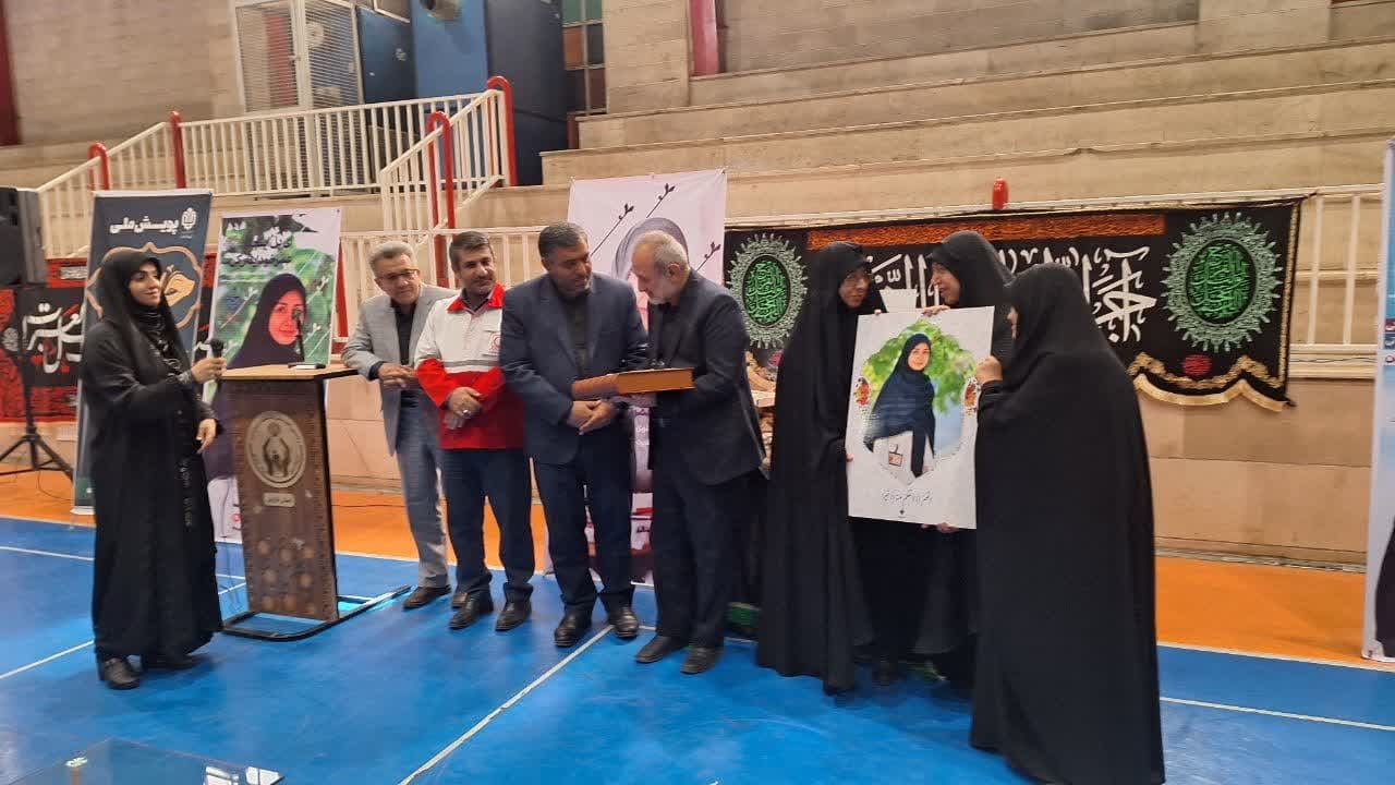 بزرگترین اردوی جهادی دندانپزشکی در قزوین برپا شد بزرگترین اردوی جهادی دندانپزشکی در قزوین برپا شد