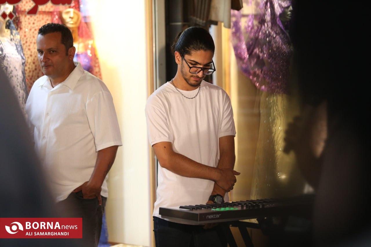 رونمایی پوستر نمایش فیزیکدان ها در بندرانزلی