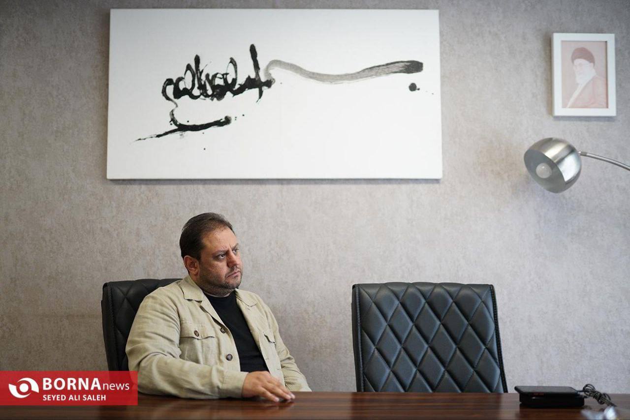 ستایشگر: کاربری تالار فردوسی باید چند منظوره شود/ حفظ هنرمند معترض که خطوط قرمز را رد نکرده، وظیفه من است