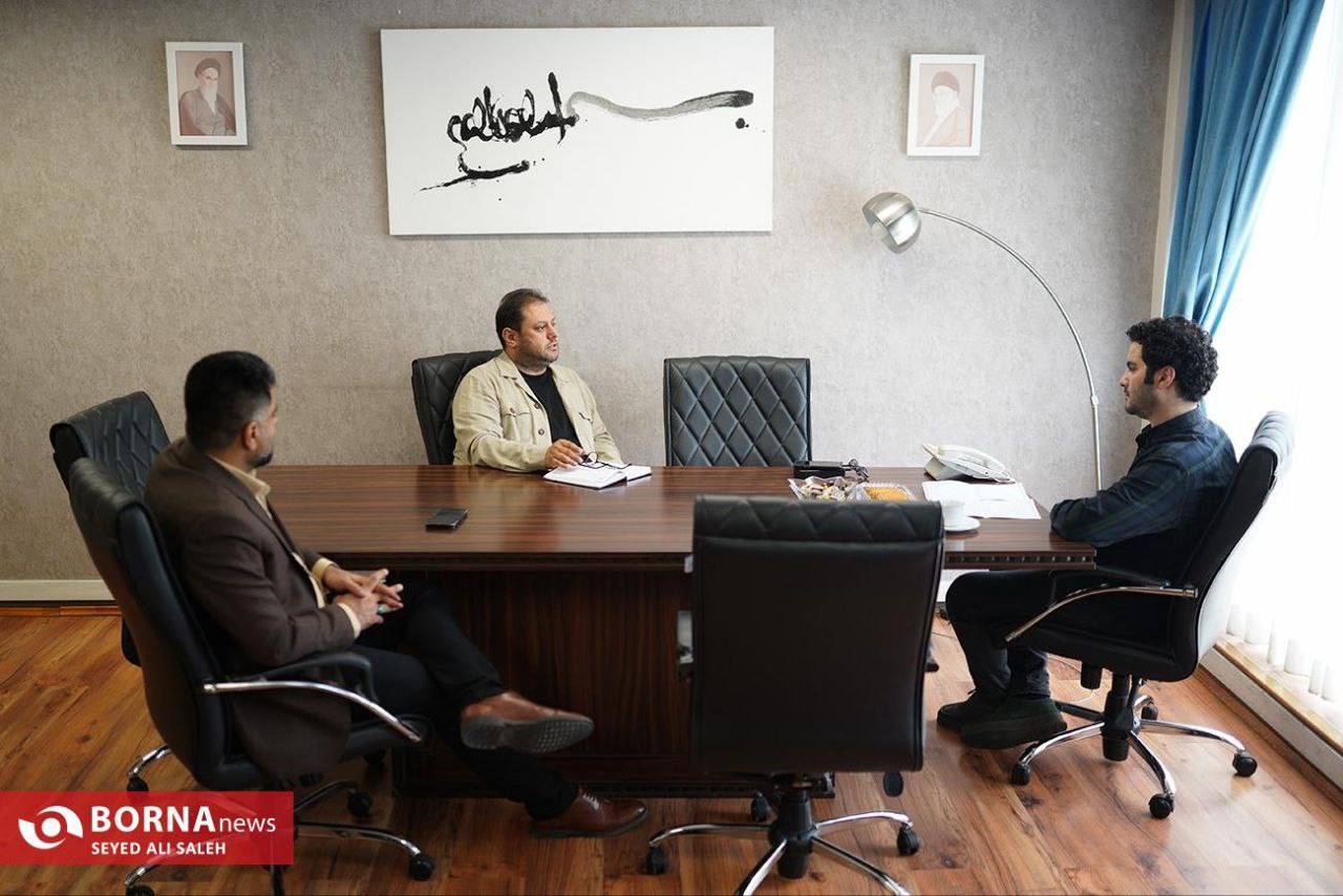 ستایشگر: کاربری تالار فردوسی باید چند منظوره شود/ حفظ هنرمند معترض که خطوط قرمز را رد نکرده، وظیفه من است