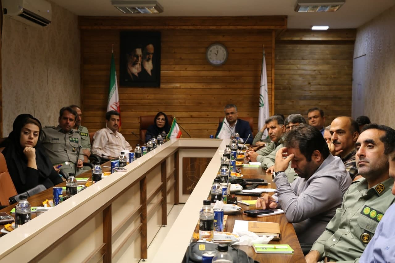 برگزاری کارگاه آموزشی حفاظت از فوک خزری در اداره کل حفاظت محیط زیست گیلان