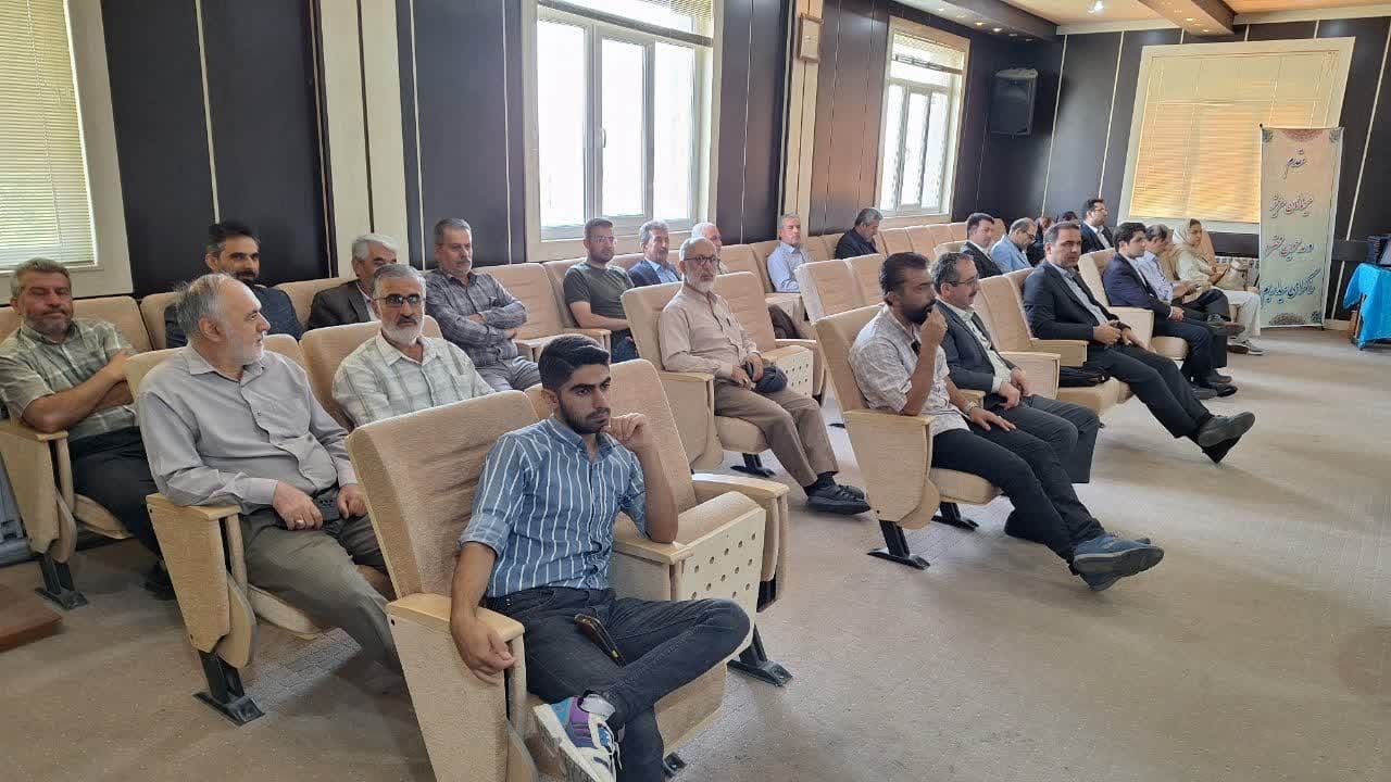 تعاونی ها بایستی به رونق و جایگاه شاخص خود در دهه هشتاد بازگردند تعاونی ها بایستی به رونق و جایگاه شاخص خود در دهه هشتاد بازگردند