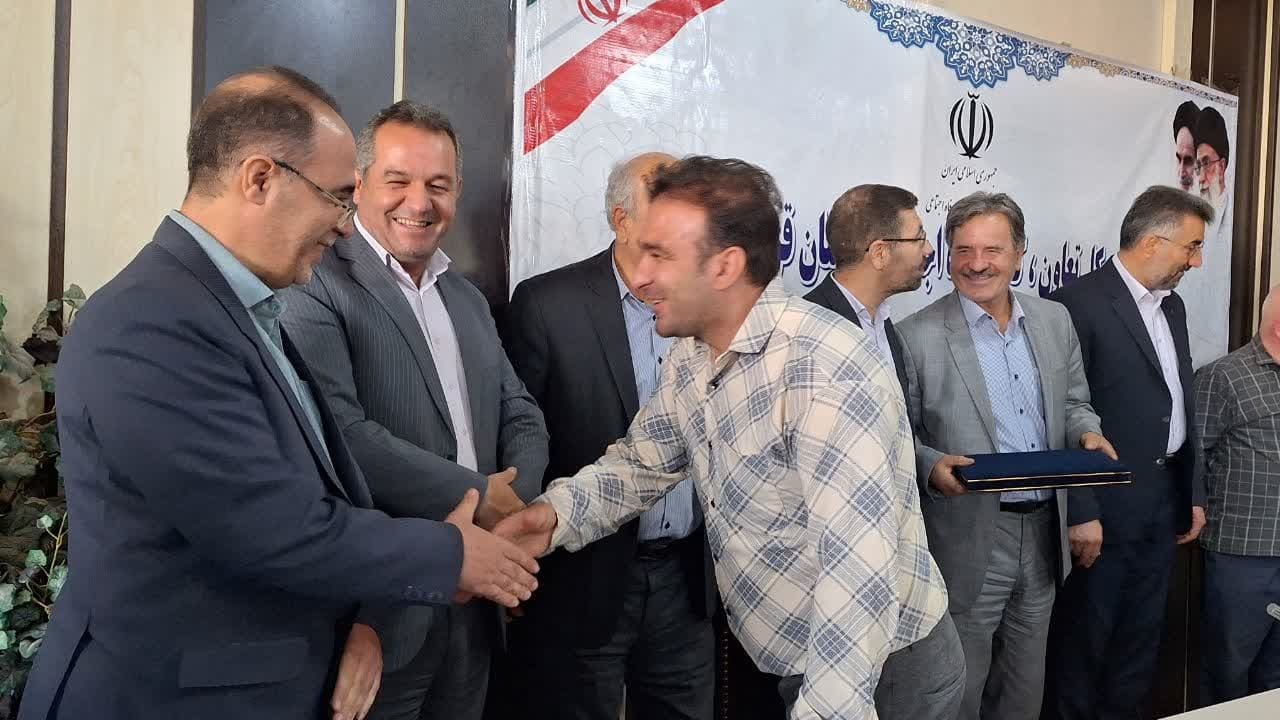 تعاونی ها بایستی به رونق و جایگاه شاخص خود در دهه هشتاد بازگردند تعاونی ها بایستی به رونق و جایگاه شاخص خود در دهه هشتاد بازگردند