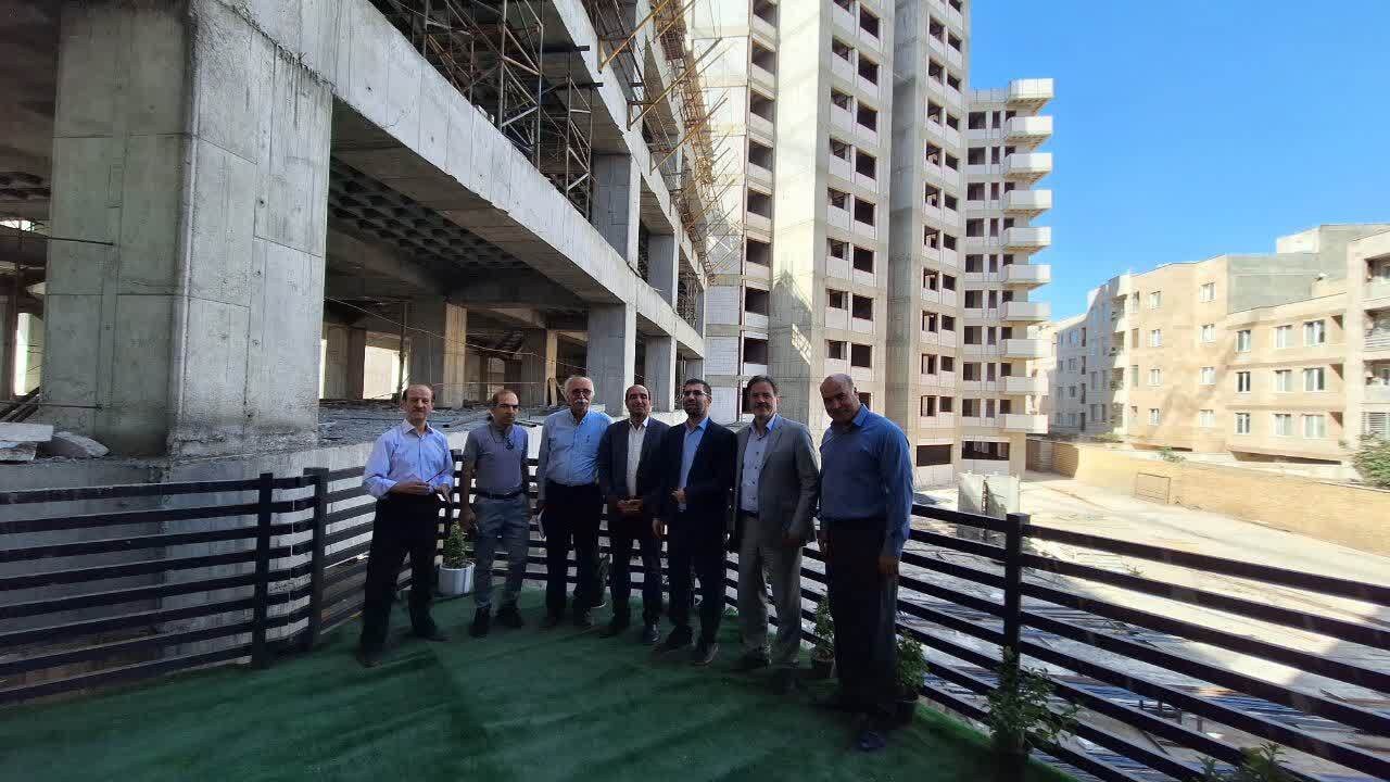 مدیرکل کار استان قزوین از پروژه ۴۴۲ واحدی مسکن ملاصدرا بازدید کرد