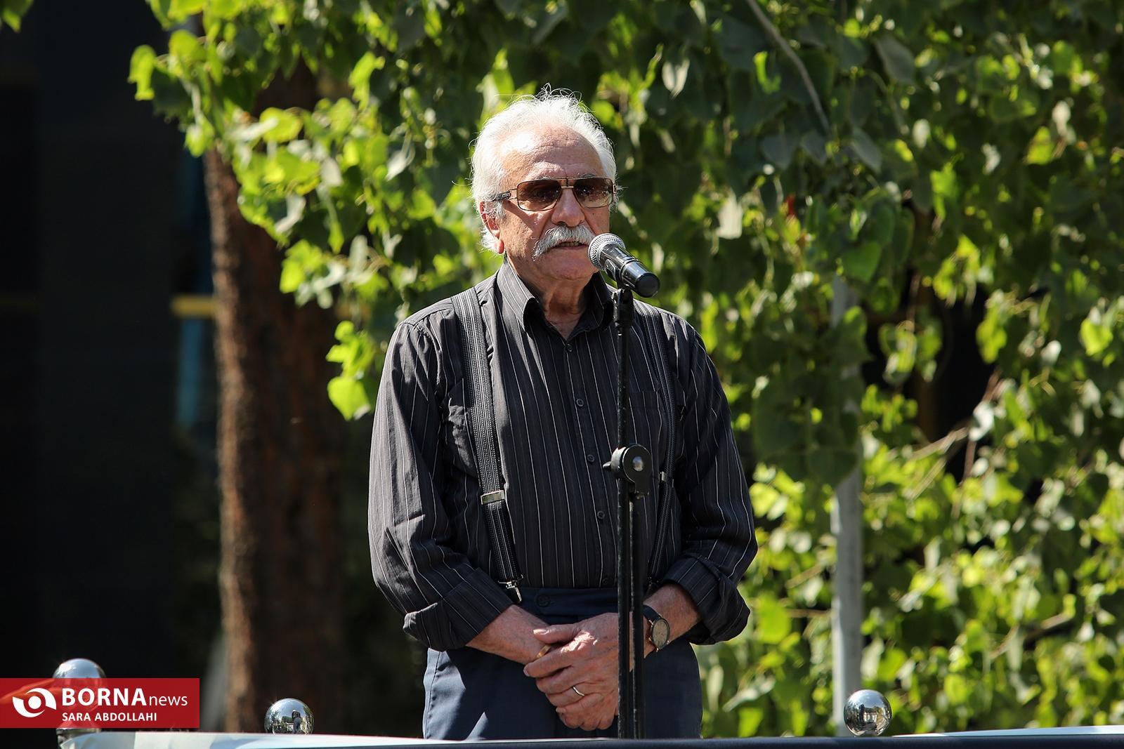 پیکر پری صابری تشییع شد/ هنرمندی که ادبیات و موسیقی را در نمایش به اوج رساند پیکر پری صابری تشییع شد/ هنرمندی که ادبیات و موسیقی را در نمایش به اوج رساند