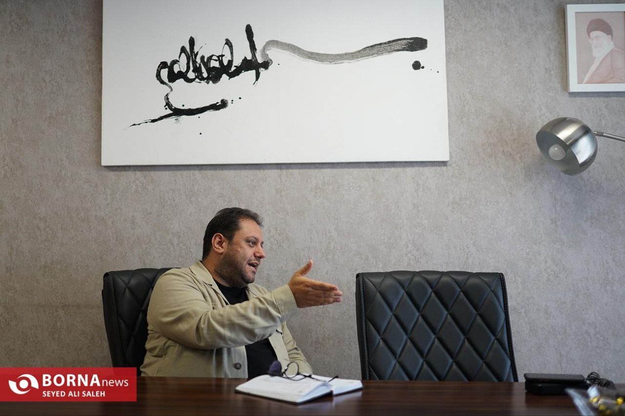 ستایشگر: ستایشگر: