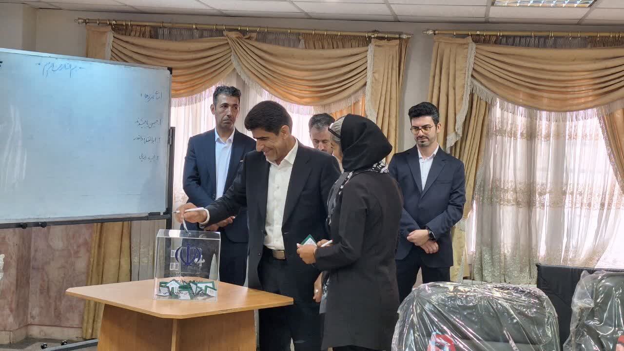 حسین باجیوند با کسب اکثریت آراء رئیس هئیت فوتبال قزوین شد