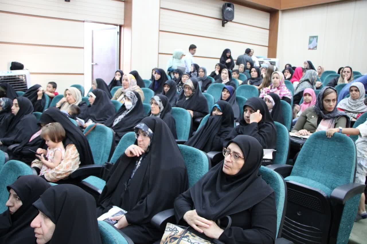 مشکلات محمدیه و مهرگان در سطوح استانی و ملی در حال پیگیری است