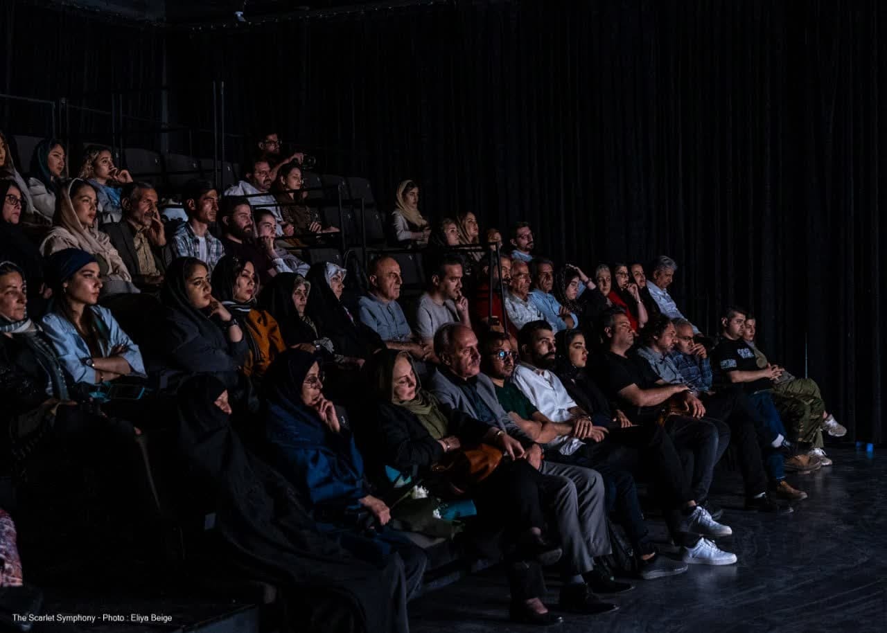 کنسرت نمایشی« قرمز جیغ» تا پنجم مهر در تئاتر شهر قزوین اجرا می شود کنسرت نمایشی« قرمز جیغ» تا پنجم مهر در تئاتر شهر قزوین اجرا می شود