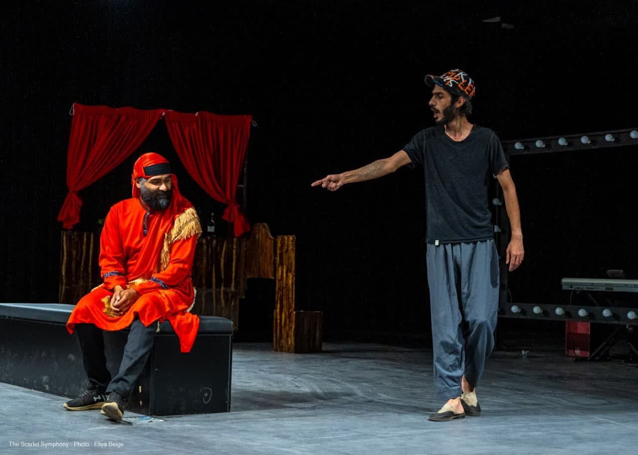 کنسرت نمایشی« قرمز جیغ» تا پنجم مهر در تئاتر شهر قزوین اجرا می شود کنسرت نمایشی« قرمز جیغ» تا پنجم مهر در تئاتر شهر قزوین اجرا می شود